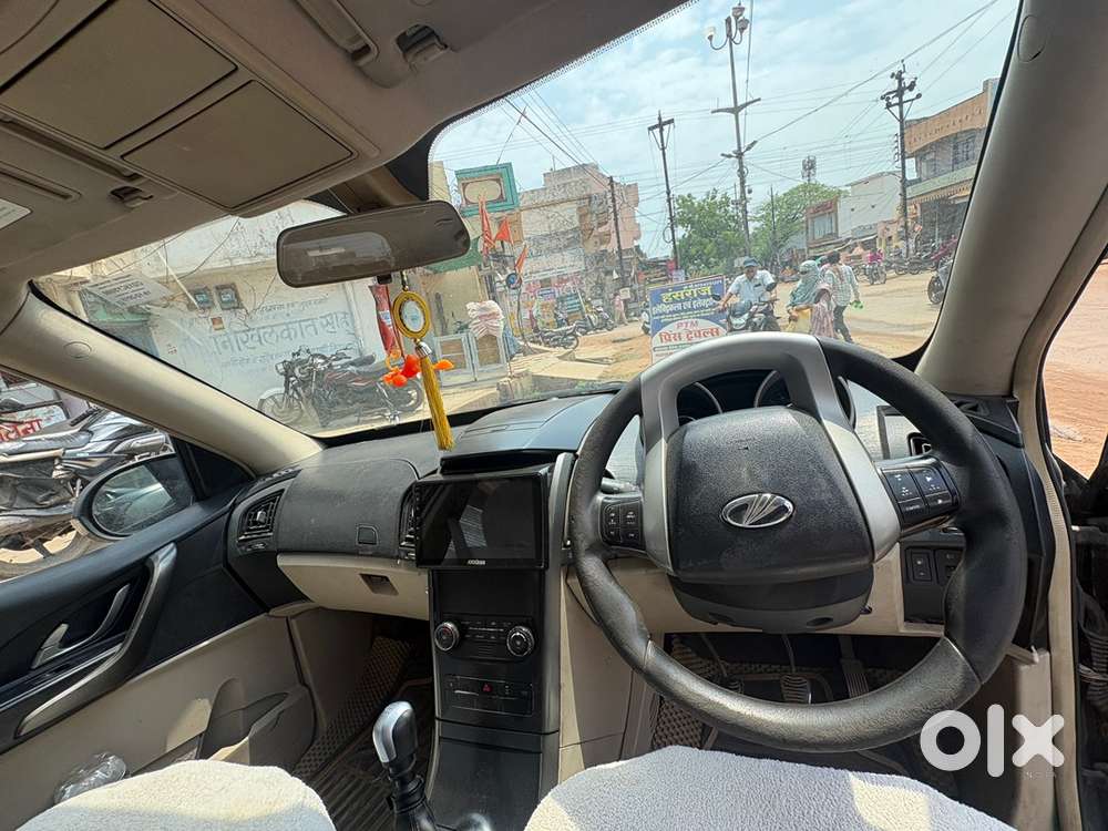 Mahindra Xuv500 2015
