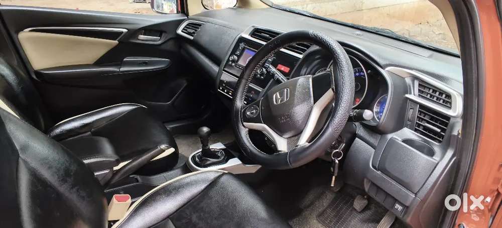 Honda Jazz 2016 Petrol Good Condition 75,605km Driven