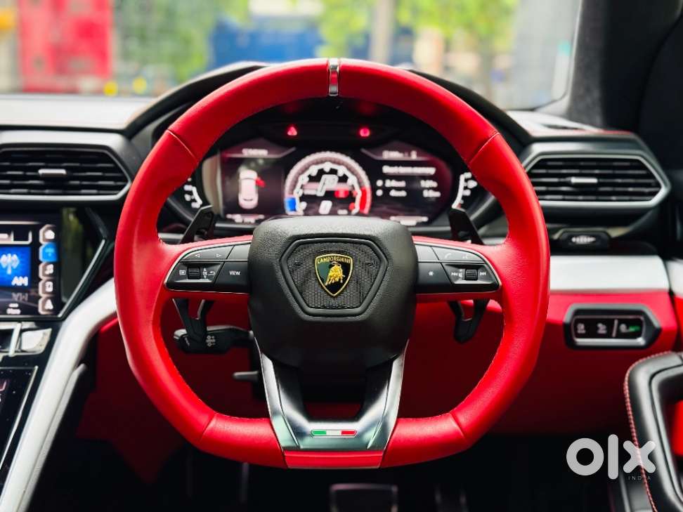 Lamborghini Urus V8, 2021, Petrol