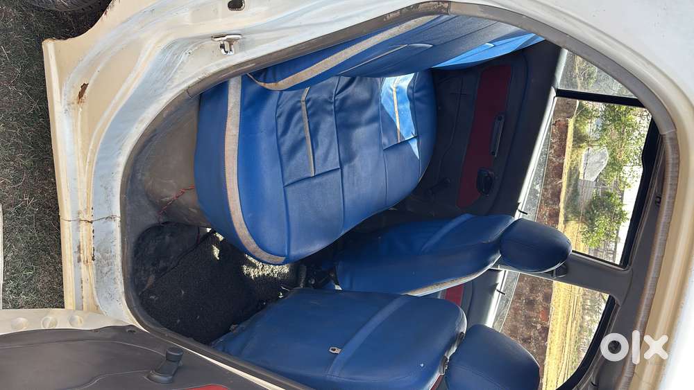 Maruti Suzuki Alto 800 2010 Petrol Well Maintained