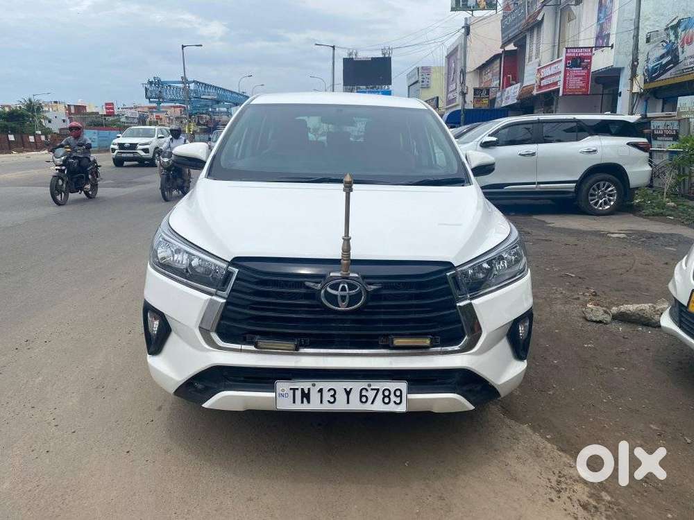 Toyota Innova Crysta 2.4 G Mt, 2022, Diesel