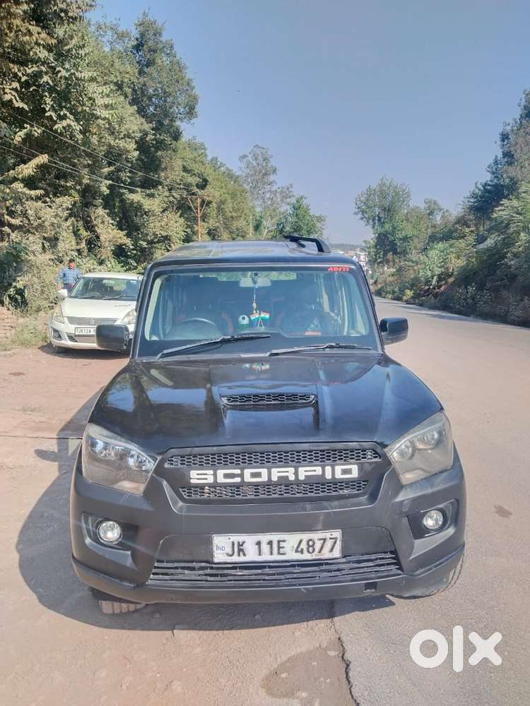 Mahindra Scorpio Classic S5, Diesel. November 2020