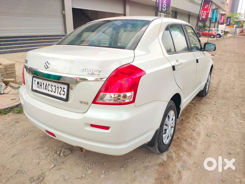 Maruti Suzuki Swift Dzire 1.2 Vxi Bsiv, 2011, Petrol