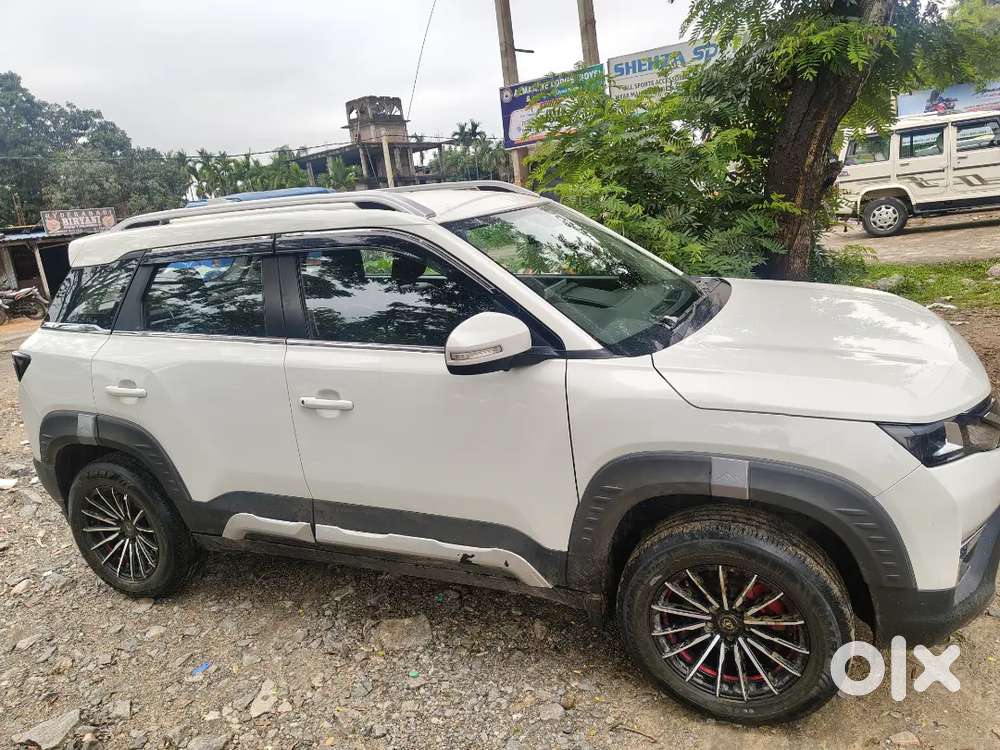 Maruti Suzuki Brezza 2024 Petrol 14700 Km Driven