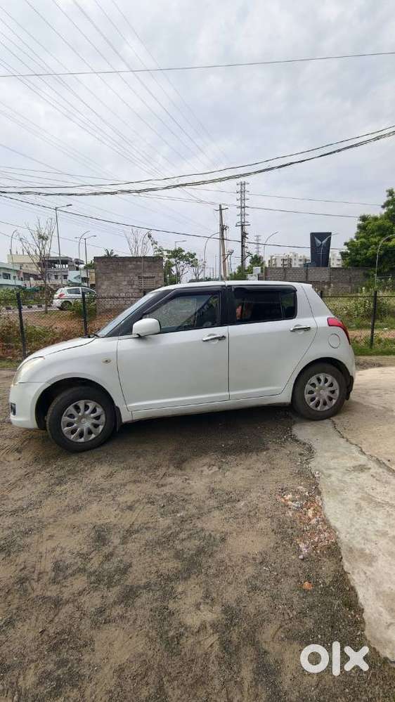 Maruti Suzuki Swift Vdi Bsiv W Abs, 2011, Diesel