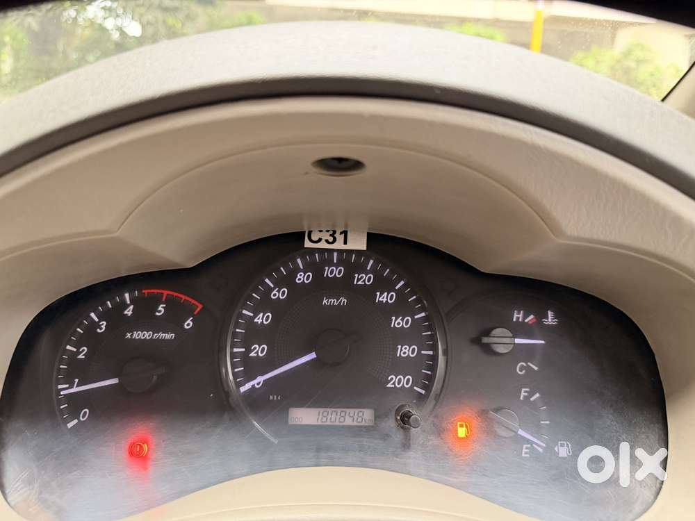 Toyota Innova 2.5 G (diesel) 8 Seater, 2014, Diesel