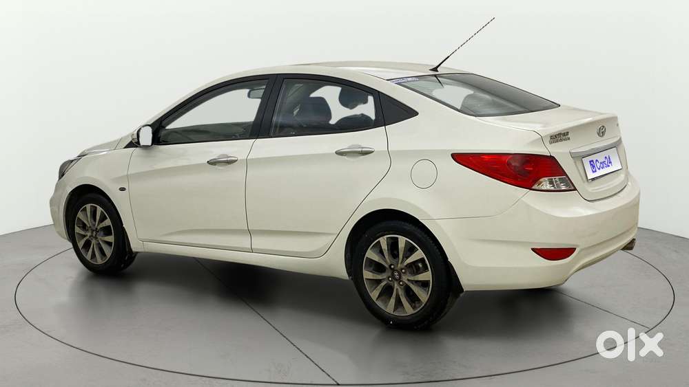 Hyundai Verna Fluidic 1.6 Vtvt Sx, 2014, Petrol