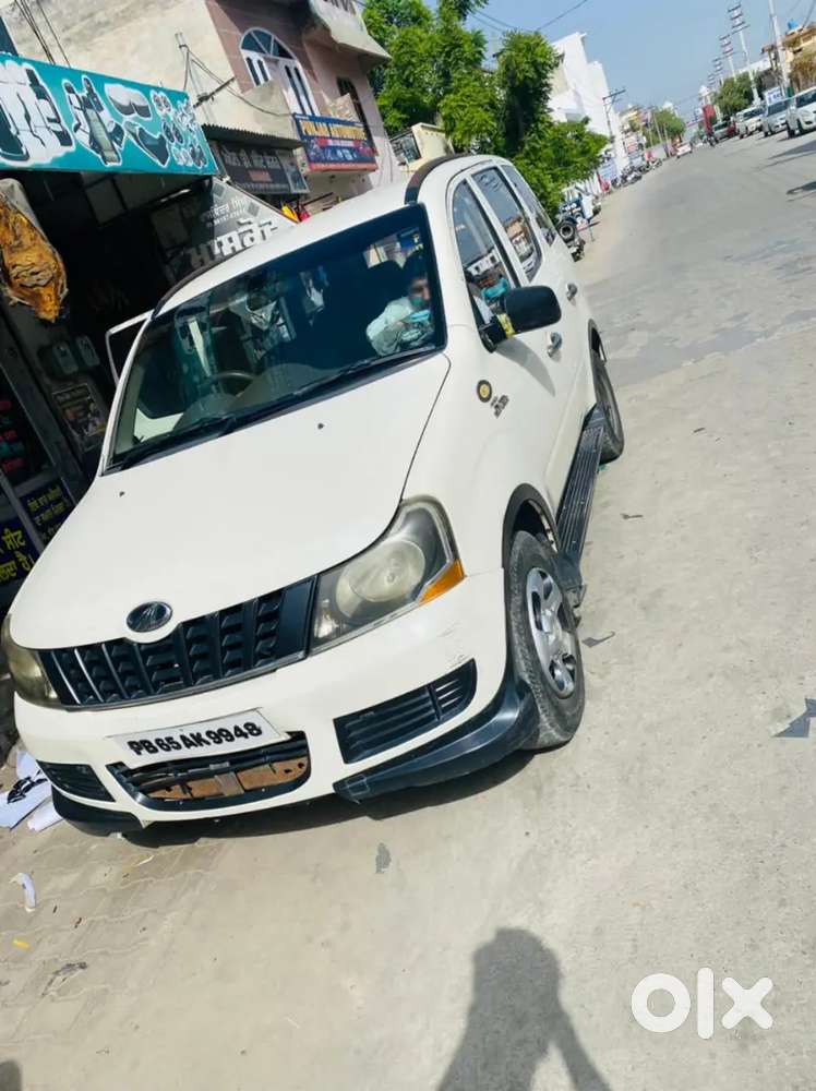 Mahindra Xylo 2012
