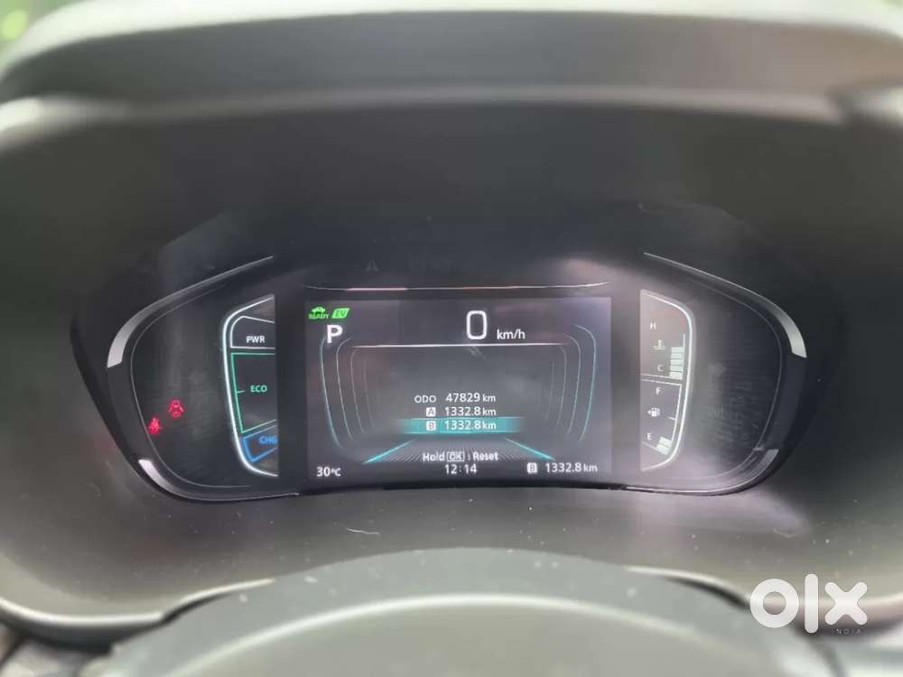 Maruti Suzuki Grand Vitara 1.5 Zeta Plus Intelligent Hybrid Ecvt, 20..