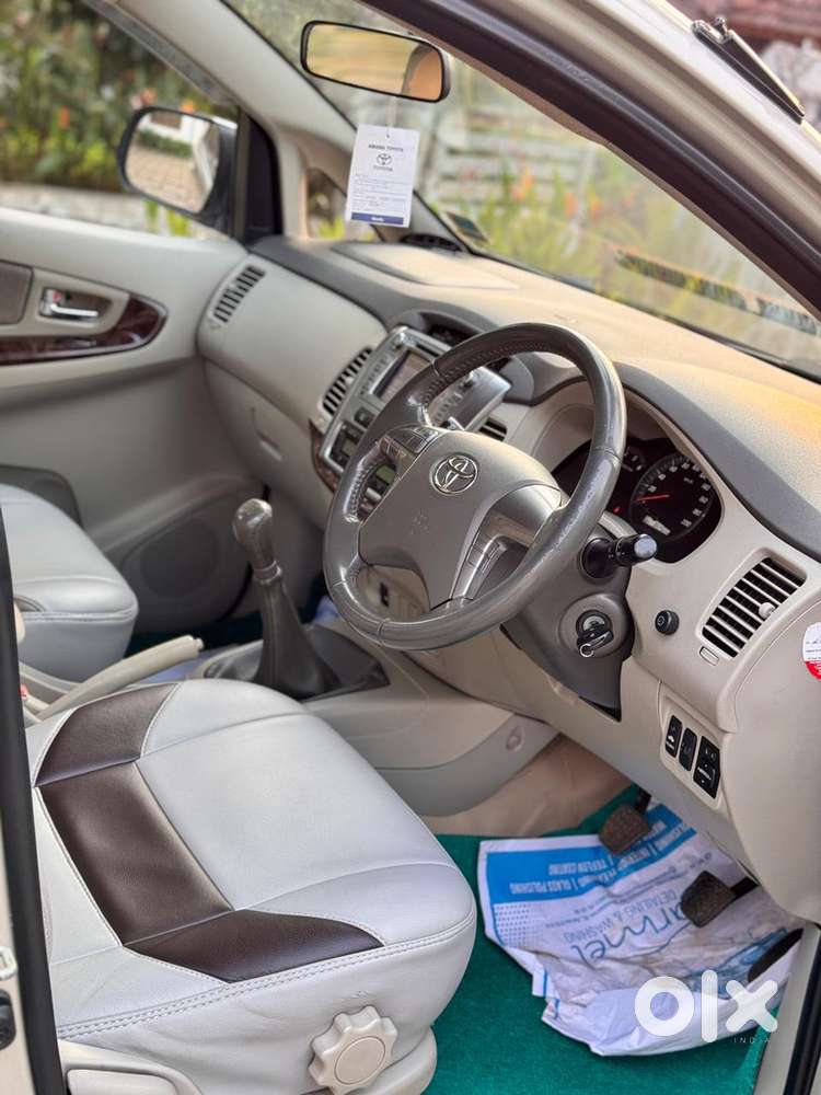 Toyota Innova 2.5 V 7 Str, 2014, Diesel