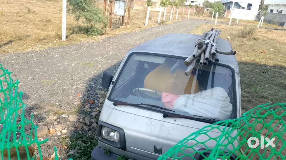 Gadi Chalu Hai Dusri Gadi Kharide The To Khadi Thi