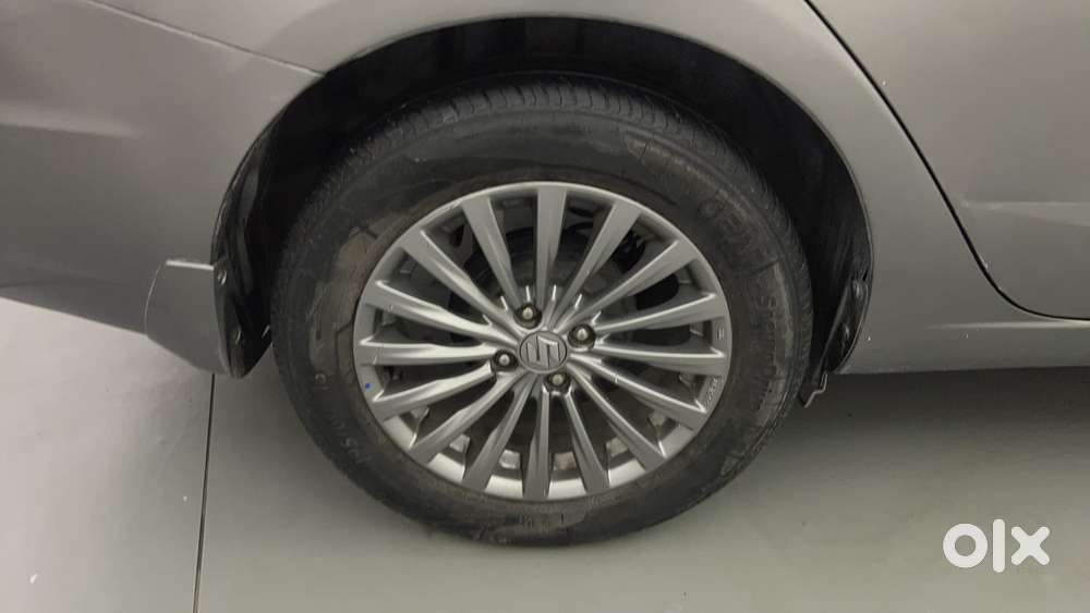 Maruti Suzuki Ciaz 2014-2017 At Zxi, 2016, Petrol