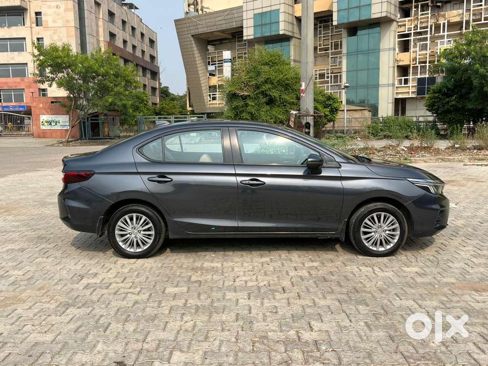 Honda City 1.5 V 5th Gen I-vtec Mt, 2022, Petrol