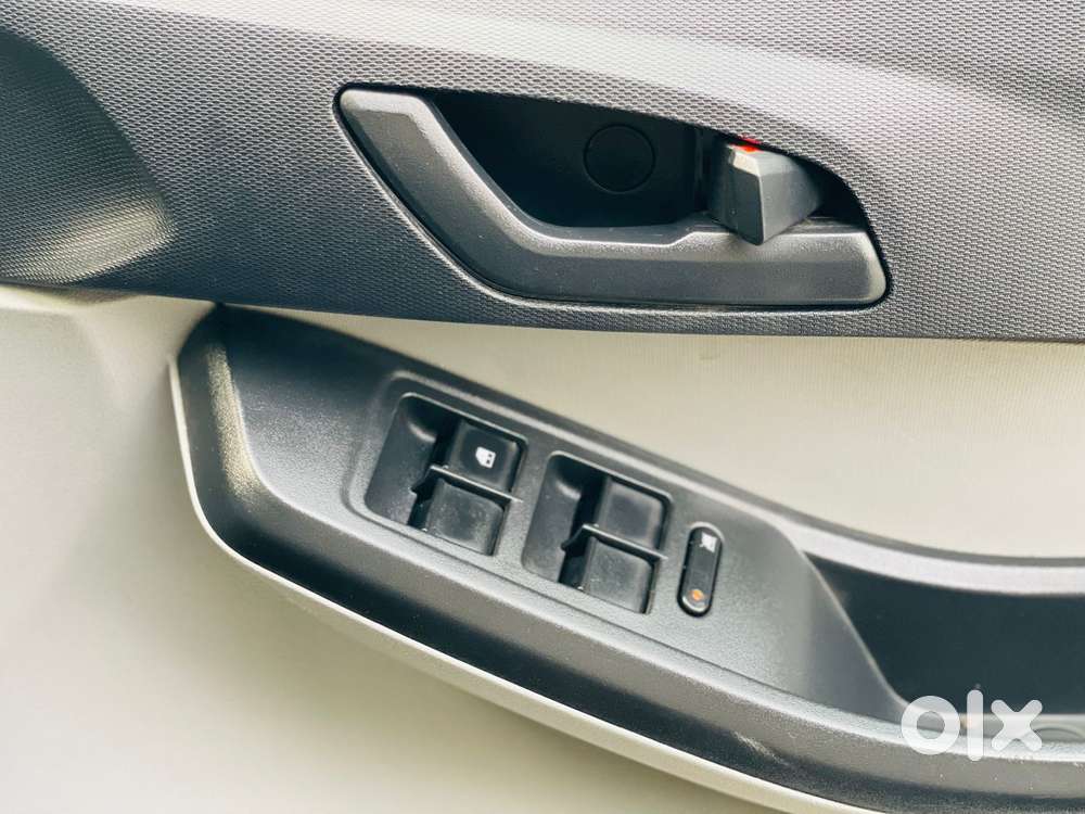 Tata Tiago 1.05 Revotorq Xt, 2023, Cng & Hybrids