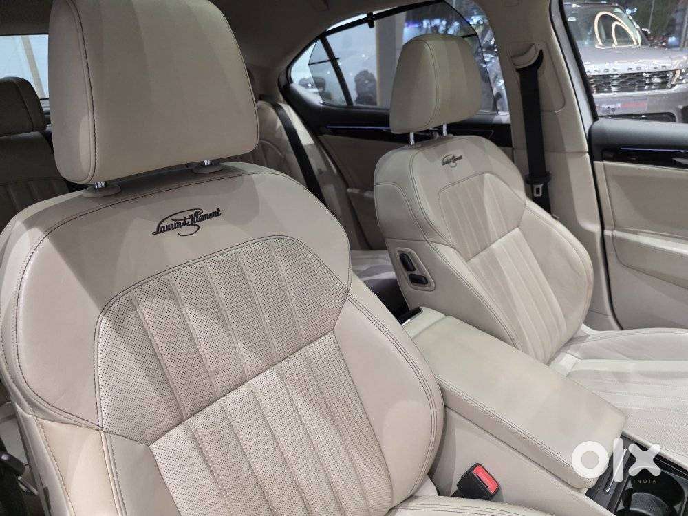 Skoda Superb 2.0 L&k Tsi At, 2020, Petrol