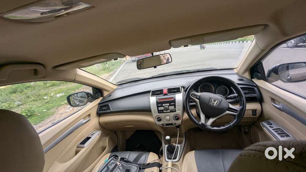 Honda City 2011-2013 V At Exclusive, 2011, Petrol