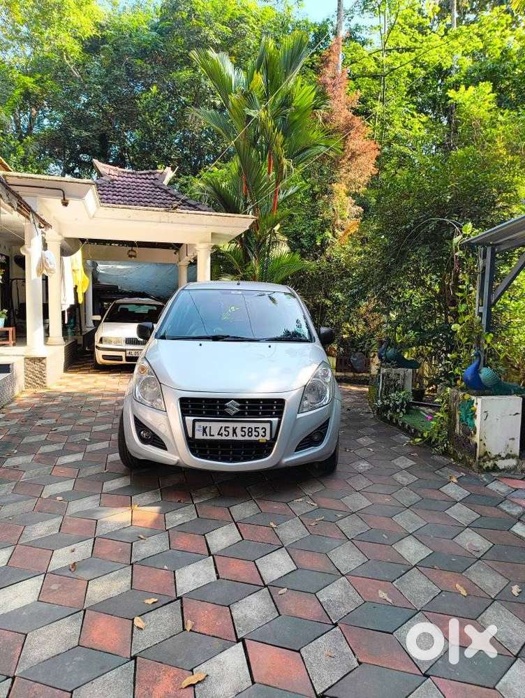 Maruti Suzuki Ritz Genus Vxi, 2014, Cng & Hybrids