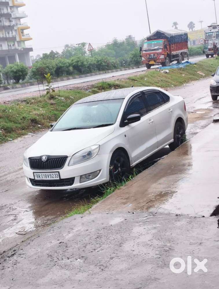 Skoda Rapid 2014 Diesel 66500 Km Driven