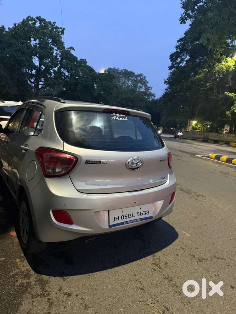 Grand I10 Petrol 2016 Just 34000 Km Driven. With All 4 New Tyre
