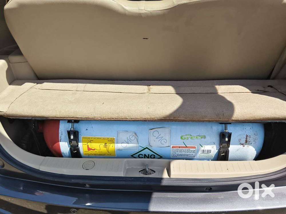 Maruti Suzuki Ertiga Vxi (o) Cng, 2016, Cng & Hybrids