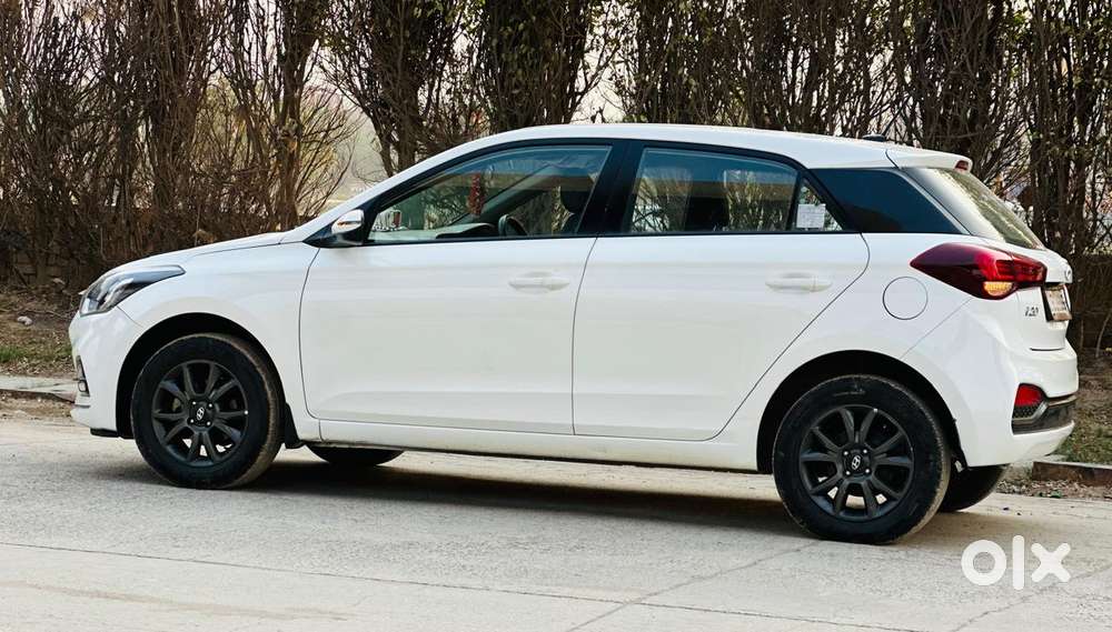 Hyundai I20 Sportz 1.2 Vtvt, 2019, Petrol