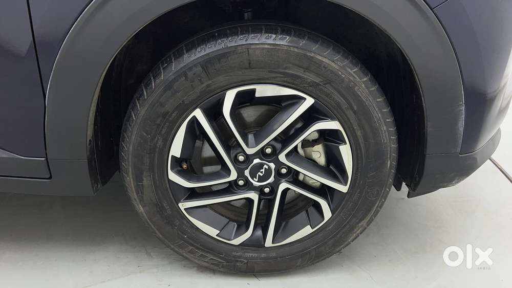 Kia Carens 1.4 Prestige Plus Turbo 7 Str, 2023, Petrol