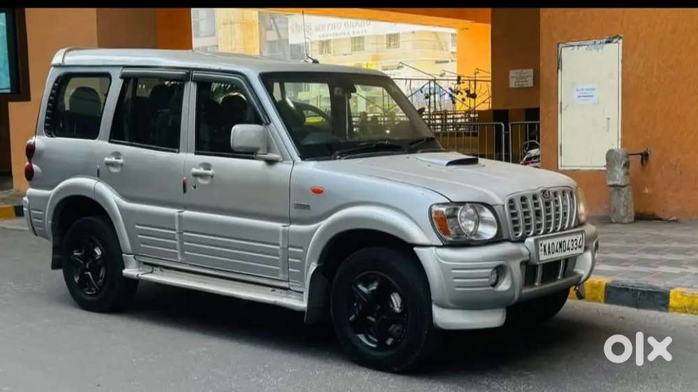 Mahindra Scorpio Classic 2006