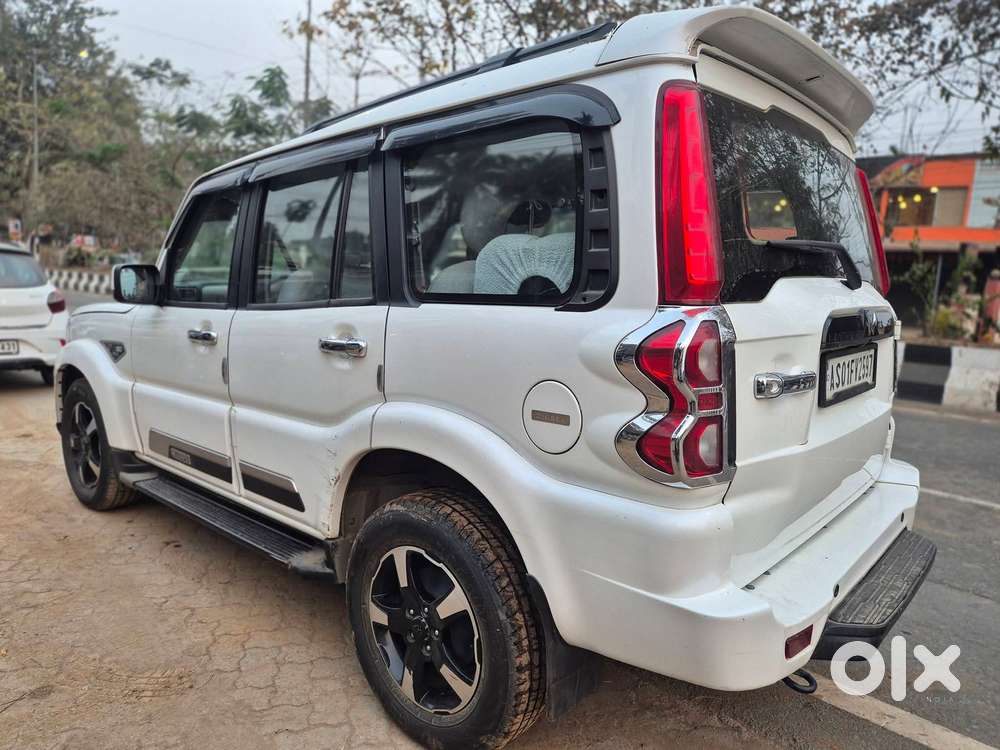 Mahindra Scorpio Classic 2.2 S 11 Mt 7 Str, 2024, Diesel