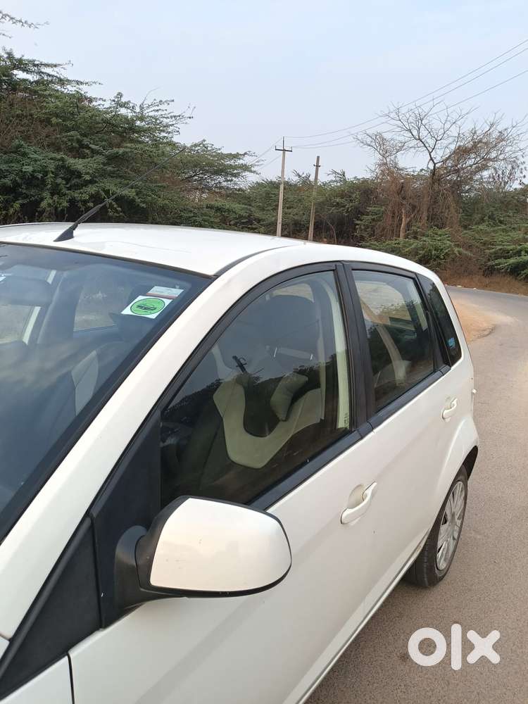 Ford Figo 2010-2012 Diesel Zxi, 2012, Diesel