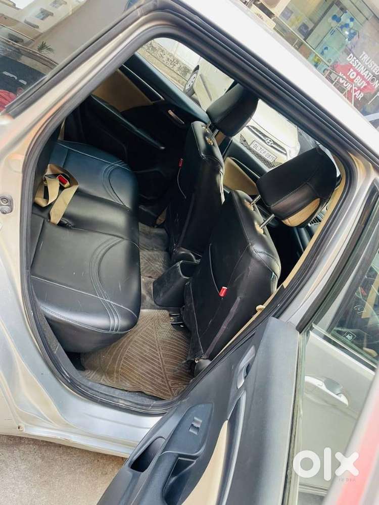 Honda Jazz V Automatic, 2016, Petrol