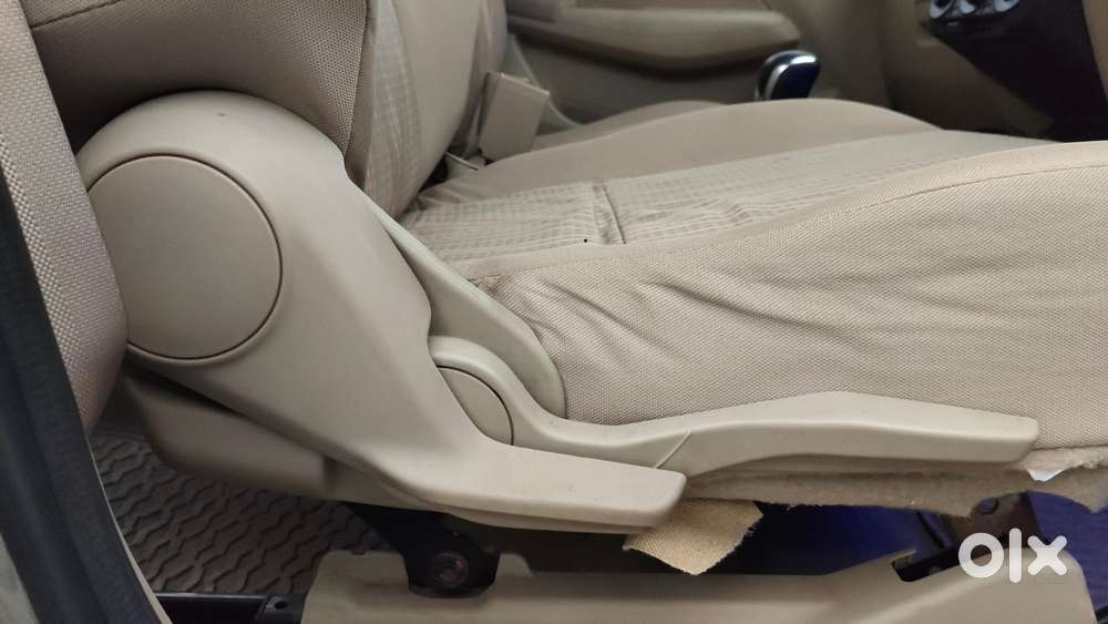 Maruti Suzuki Swift Dzire Amt Vxi, 2018, Petrol