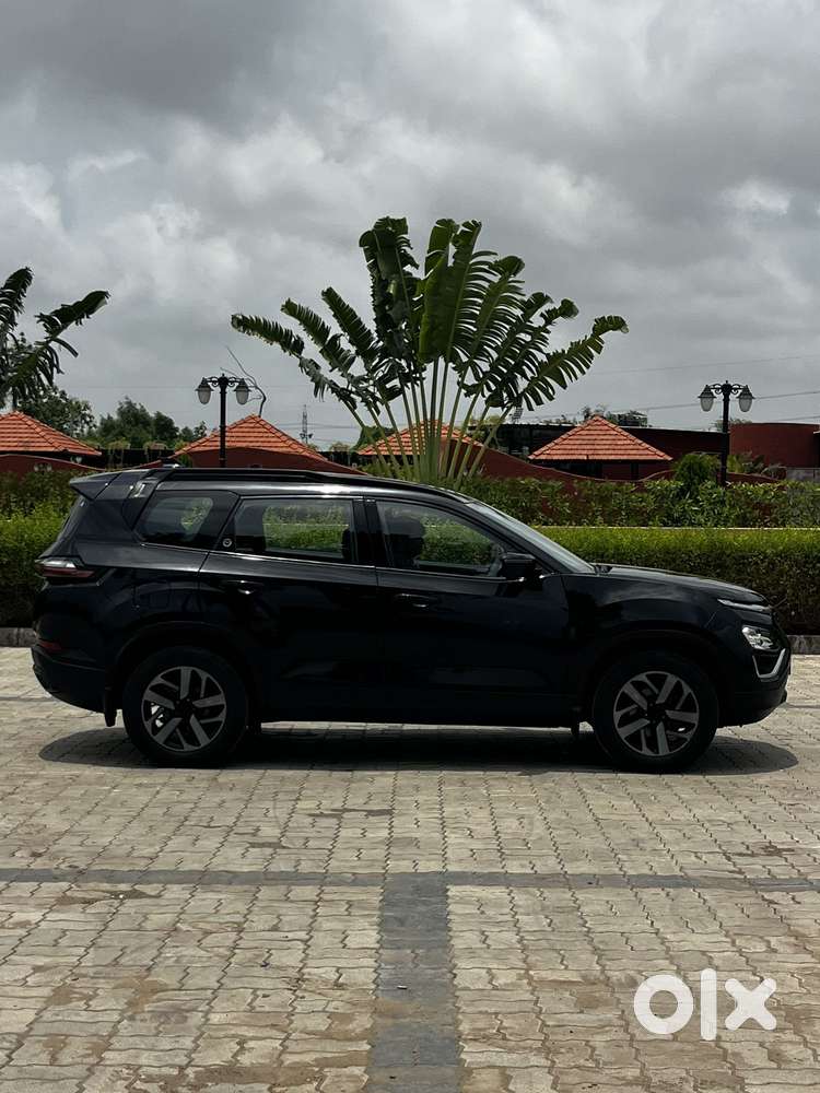 Tata Safari 2.0 Kryotec Xza Plus 6s Red Dark Edition, 2023, Diesel