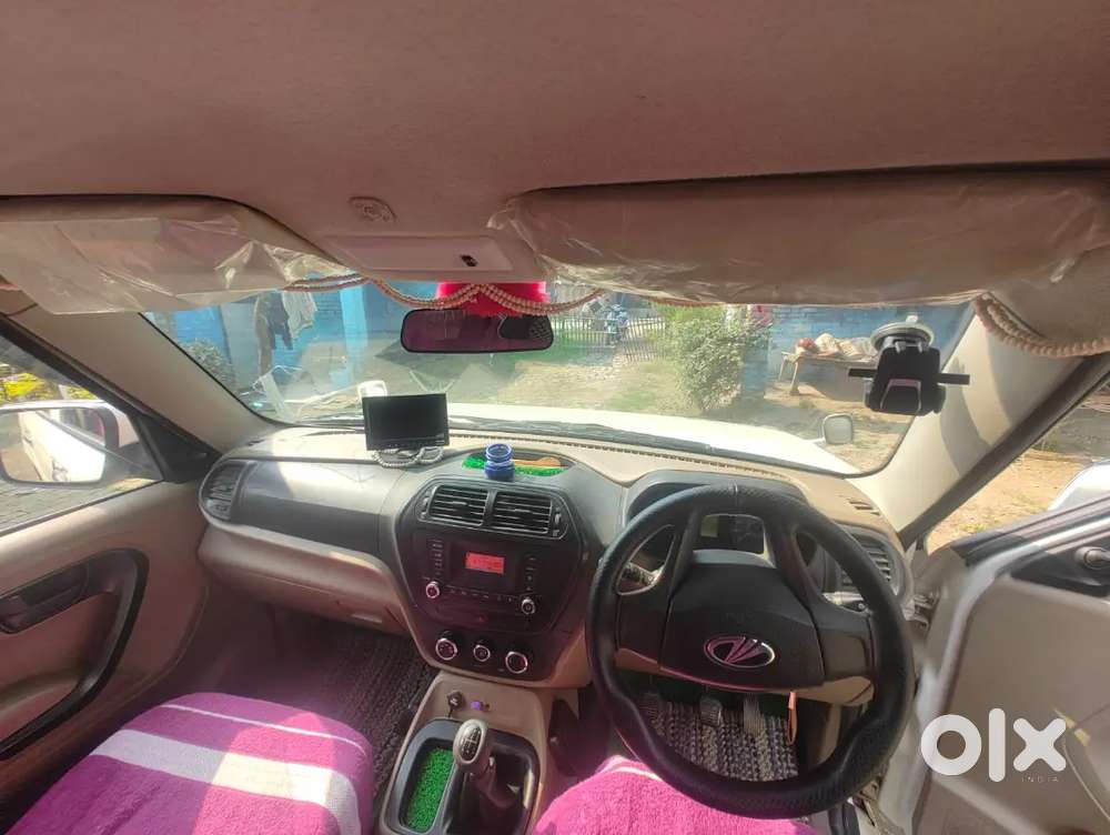 Mahindra Tuv 300 2017 Diesel Well Maintained