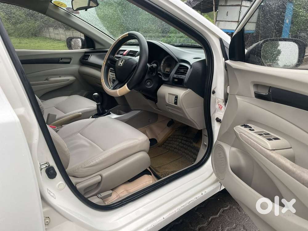 Honda City E Mt I-vtec, 2011, Petrol