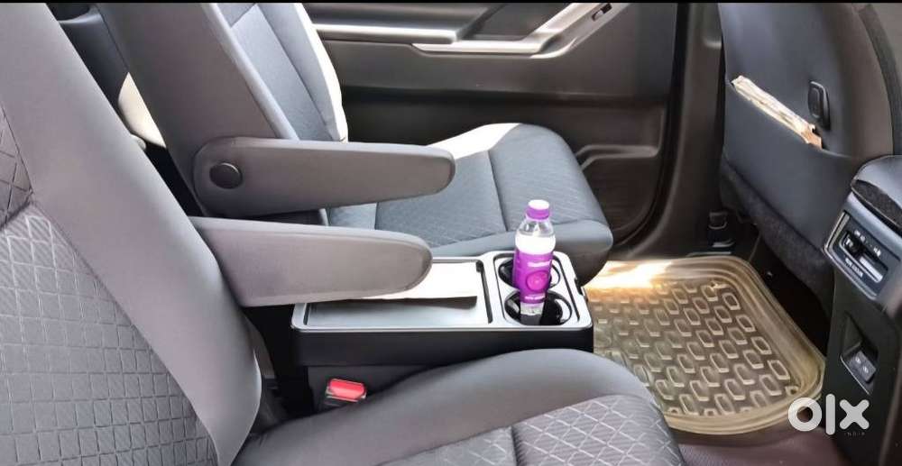 Toyota Innova Hycross 2.0 G-slf 7 Str, 2024, Petrol