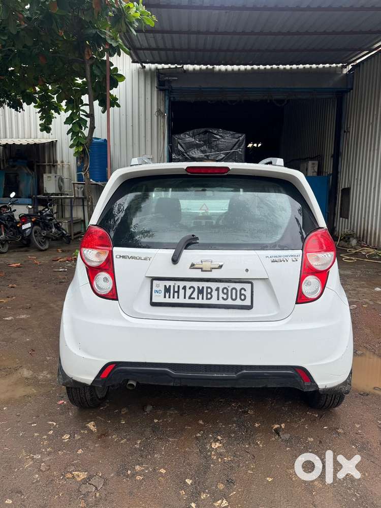 Chevrolet Beat Petrol 2015