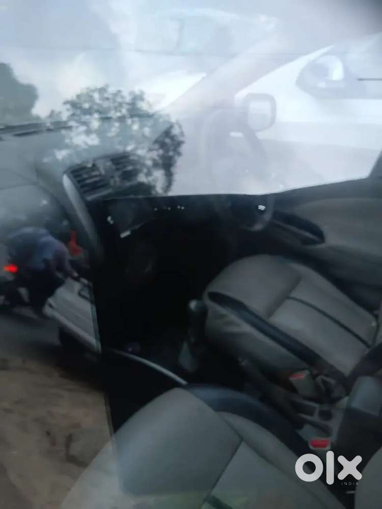 Nissan Sunny 2012 Diesel Car