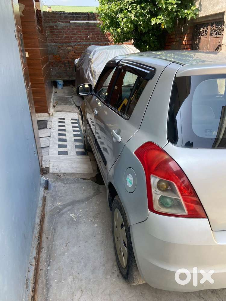 Maruti Suzuki Swift 2009 Petrol