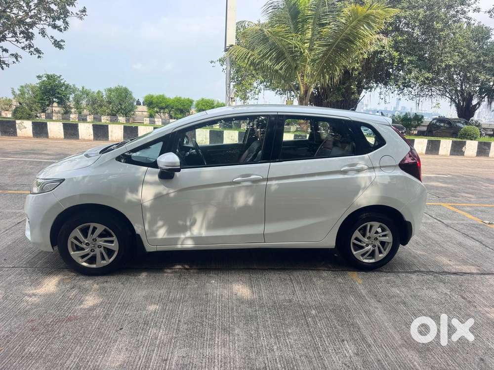 Honda Jazz V Cvt, 2017, Petrol