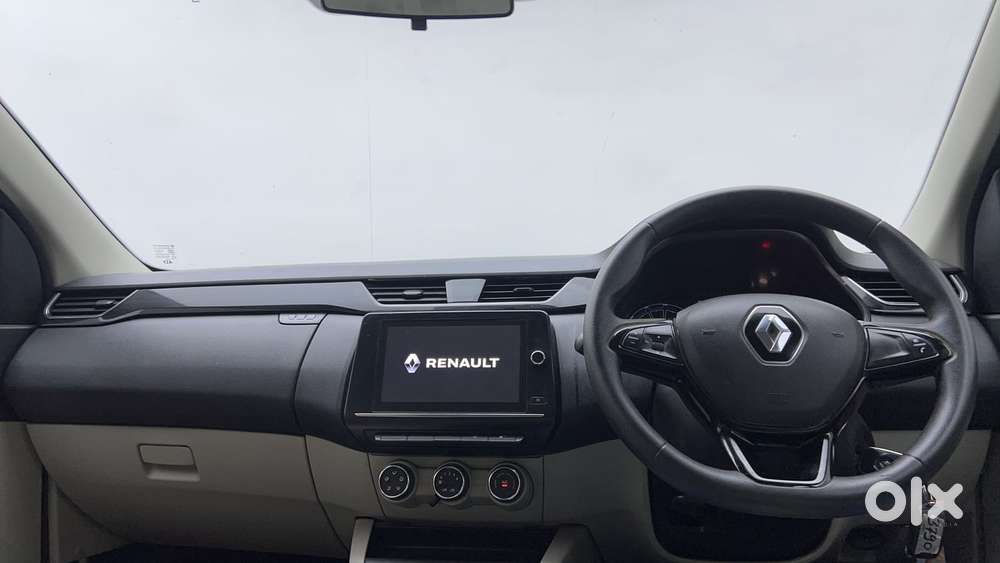 Renault Triber Rxt, 2023, Petrol