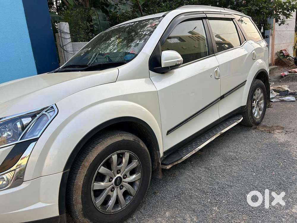 Mahindra Xuv500 2017 Diesel 50000 Km Driven