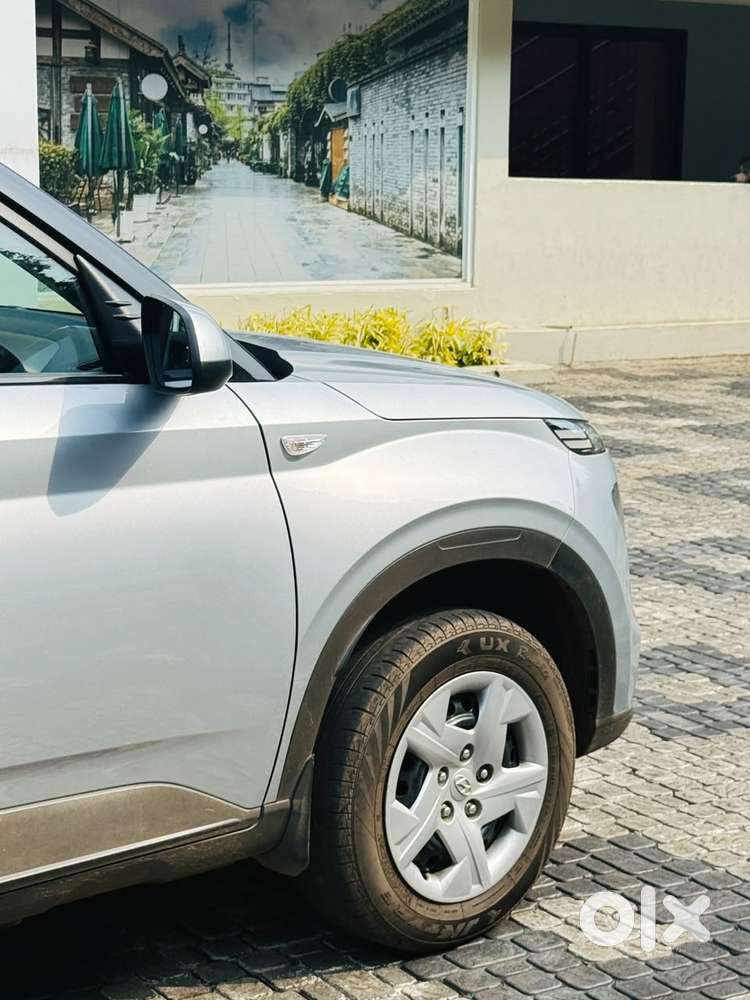 Hyundai Venue S 1.2 Petrol, 2019, Petrol