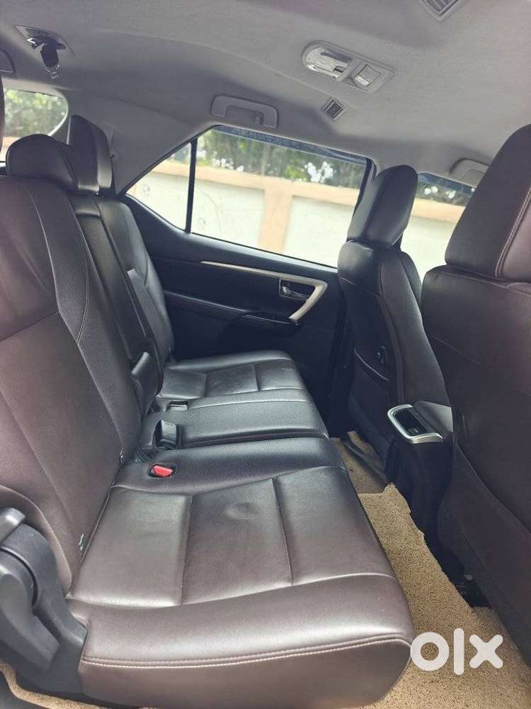 Toyota Fortuner 4x2 Mt 2.8 Diesel, 2020, Diesel