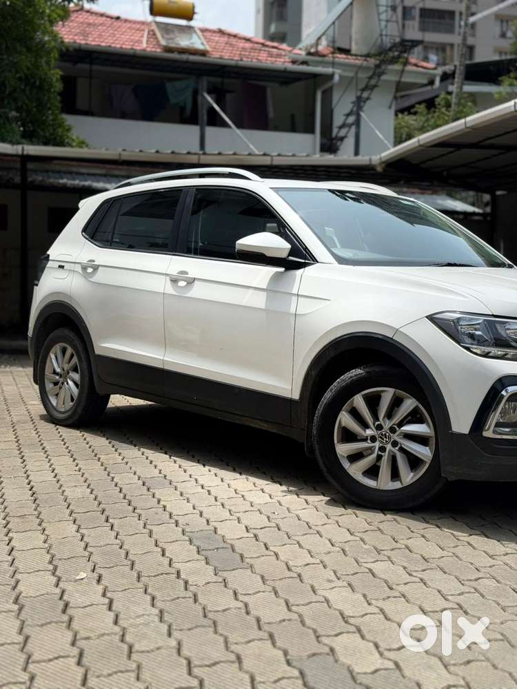Volkswagen Taigun 1.0 Tsi Highline At, 2023, Petrol