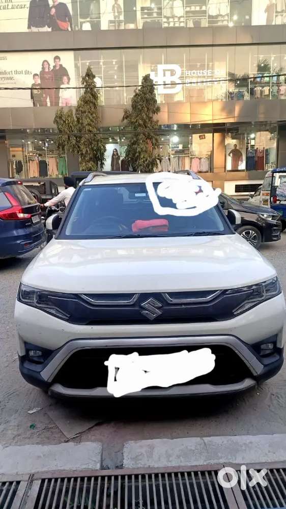 Maruti Suzuki Brezza 2023 Petrol 39000 Km Driven