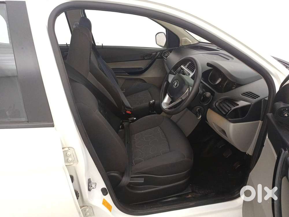 Tata Tiago 1.2 Revotron Xt, 2016, Petrol