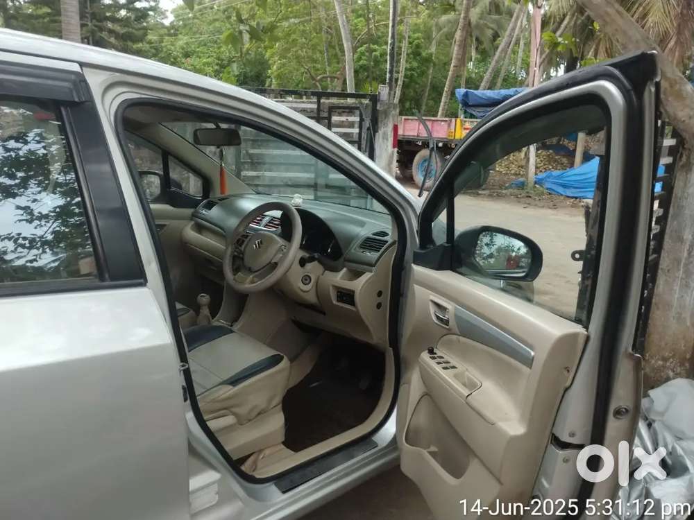 Maruti Suzuki Ertiga 2016