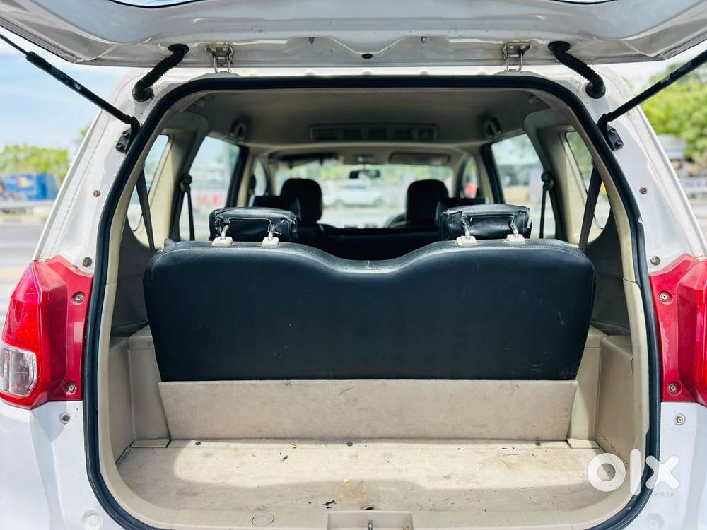 Maruti Suzuki Ertiga Vxi Abs, 2012, Petrol