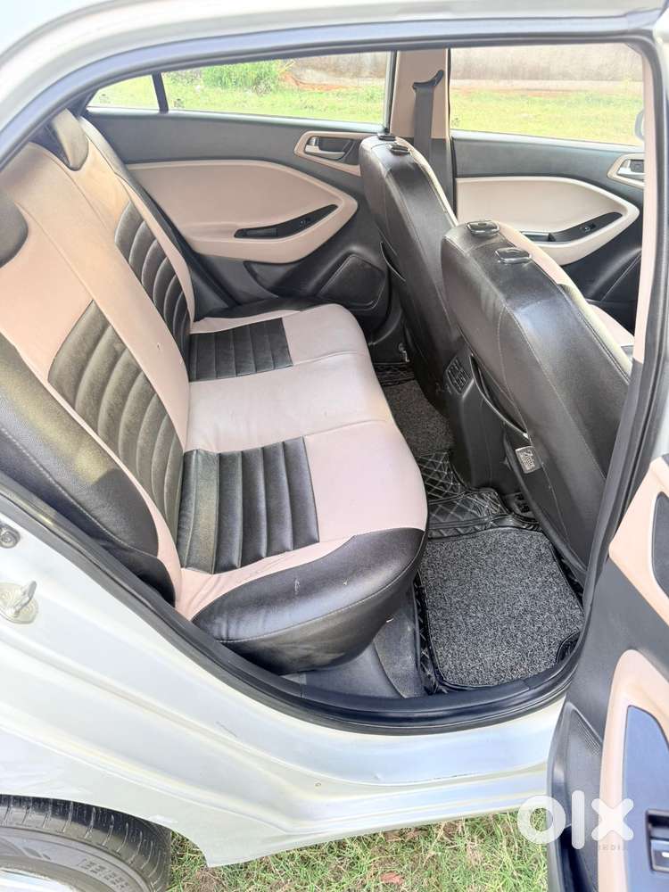 Hyundai I20 Sportz 1.2 Bs-iv, 2018, Petrol