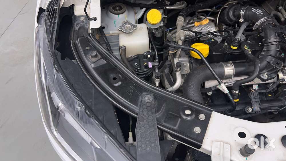 Nissan Magnite Xv Turbo, 2021, Petrol